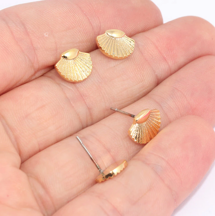 Sea Shell Stud
