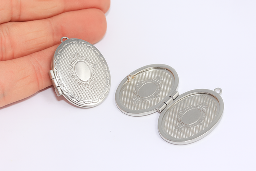 Engraved Retro Locket, Oval Cabochon Locket Pendant