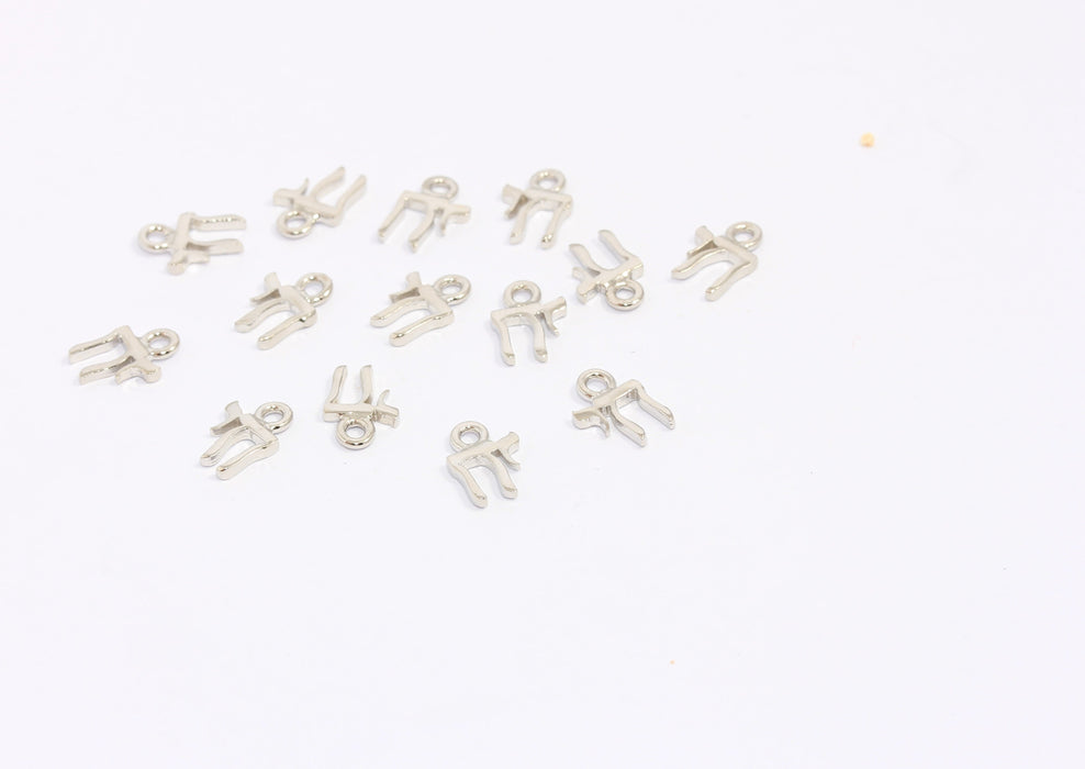 Perline con la lettera Pi placcata in rodio, 6x9 mm, lettere greche, gioielli Phi Beta, CHK158-1