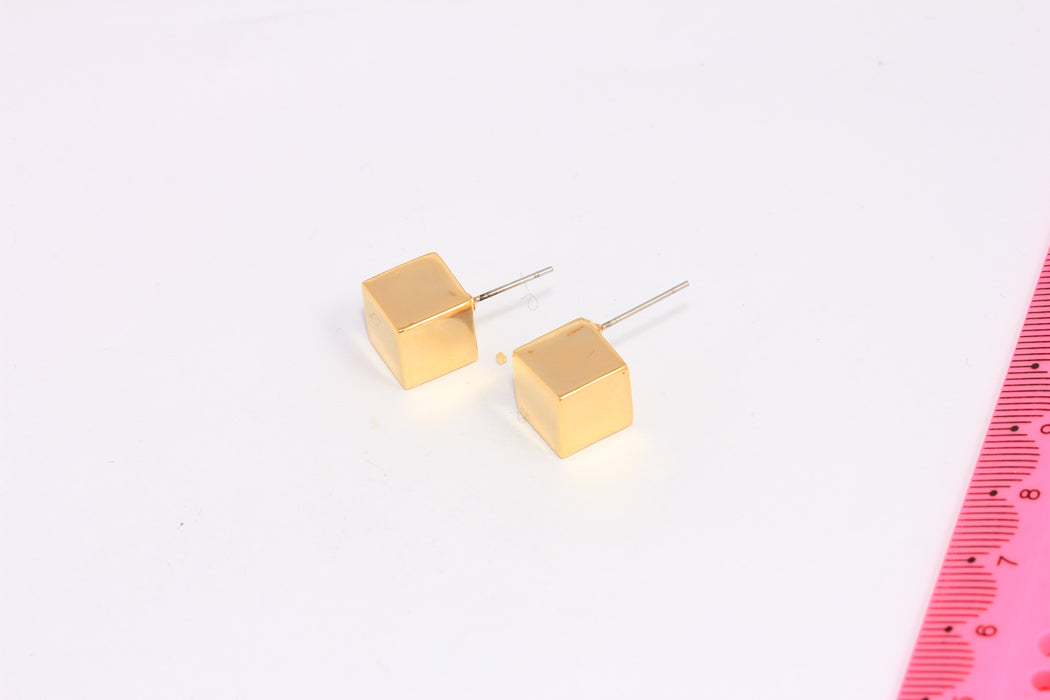 Cube Stud Earrings
