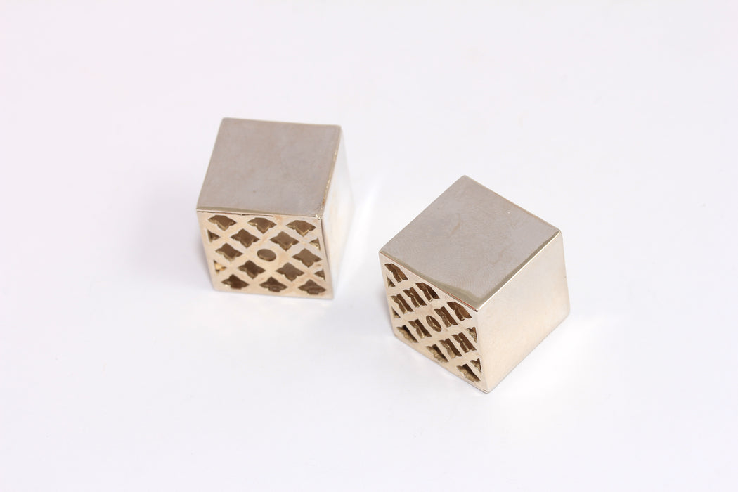 Ciondolo a cubo placcato rodio da 20 mm, ciondoli a cubo cavo, CHK506-2