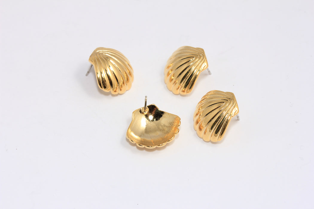 Sea Shell Stud Earrings