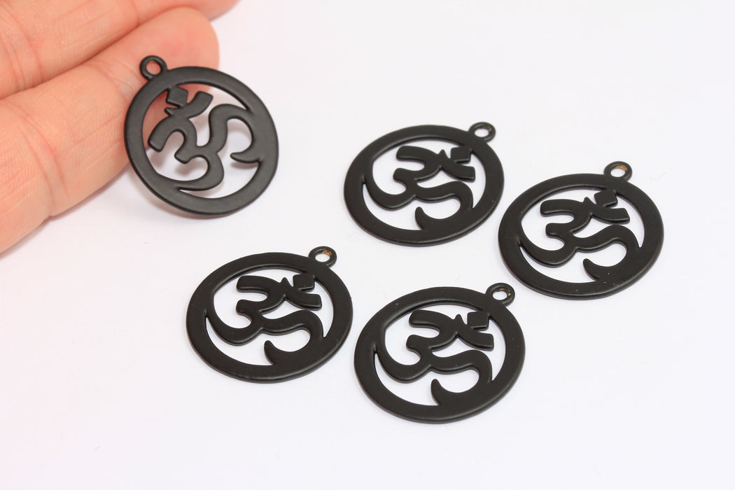 24 mm Mat Siyah Kaplamalı Om Kolye, Yoga Tılsımları, Meditasyon Tılsımları, ETS128