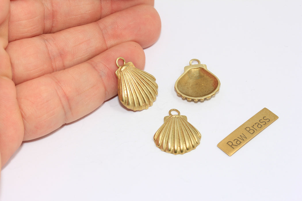17x18mm Raw Brass Sea Shell Charm, Seashell Charm, Shell Necklace, ZPR236
