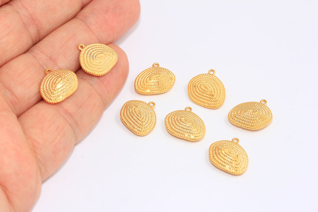 11x15mm 24k Matt Gold Sea Shell Charm, Seashell Beads, BXB300-6