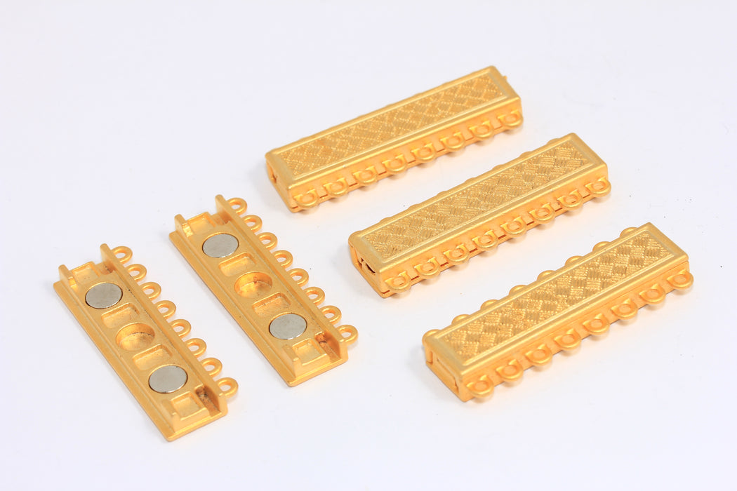 Matt Gold 8 Holes Loop Connector