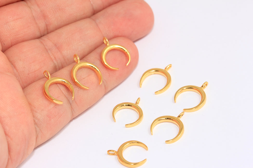 13x15mm 24k Shiny Gold Horn Charms, Horn Pendant, Crescent Moon Beads, BRT623