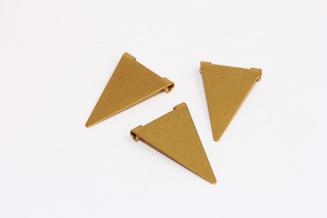 16x25mm Raw Brass Triangle Pendant, Triangle Charm, Chevron Pendant, Stamping Triangle Charm, AE70