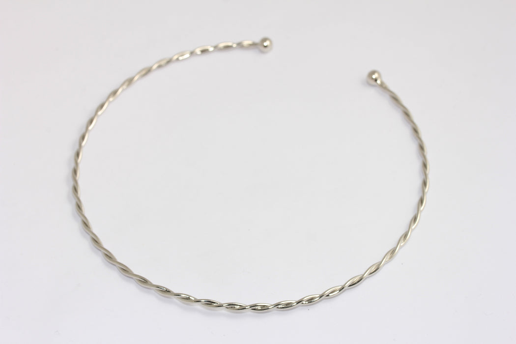 Wire Choker Necklace