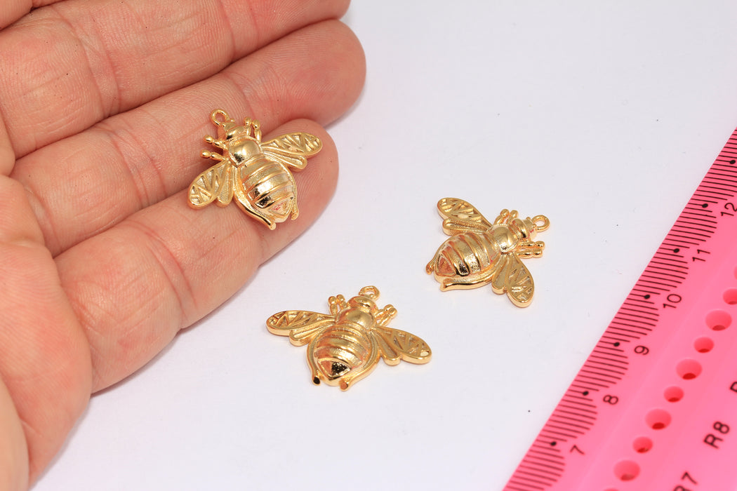 21x26mm 24k Shiny Gold Bee Charm, Bee Necklace Beads, Cute Bee Pendant, FRB91-1