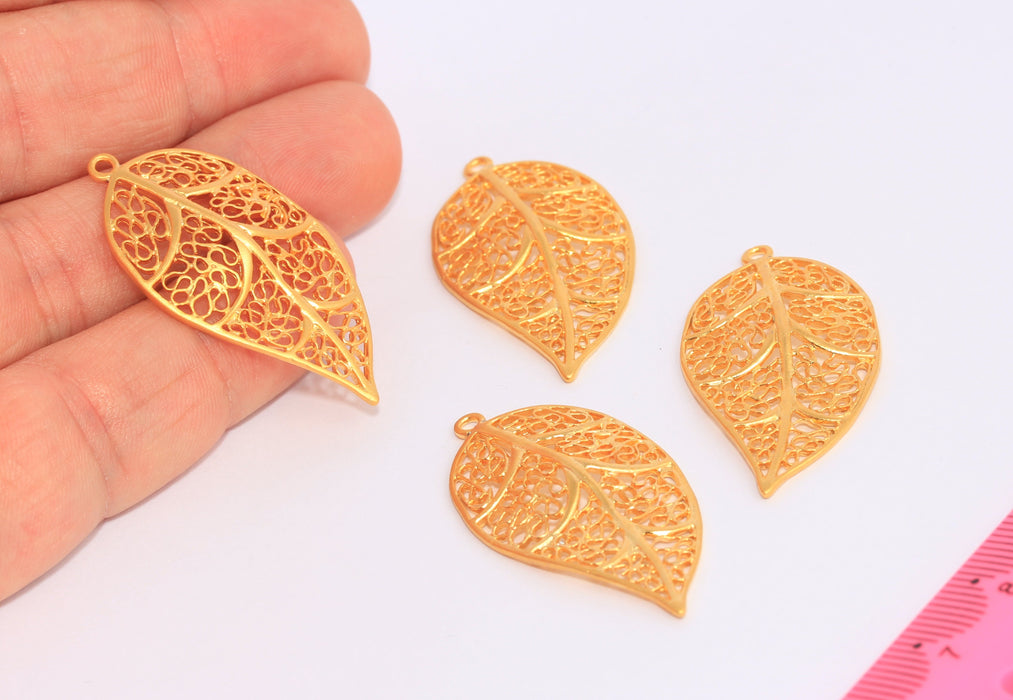 21x40mm 24k Matt Gold Leaf Pendant, Leaf Charm, Gold Plated Leaves, Necklace Pendant, Large Leaf Pendant, Gold Plated Findings, BRT11