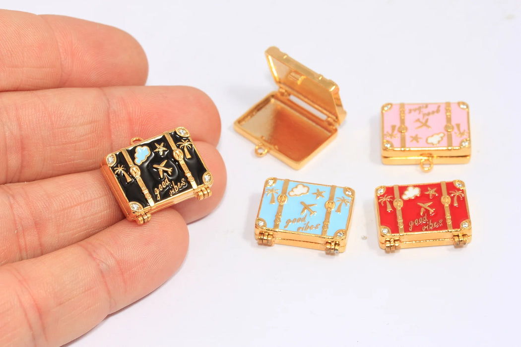 Ciondoli per borsa da viaggio in oro lucido 4k da 23 mm con zirconi cubici, perline smaltate a forma di valigia, CHK313-7