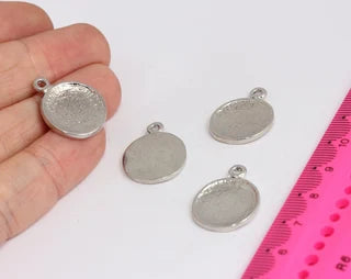 18x23mm Rhodium Plated Medallion, Hammered Disc, MTE290