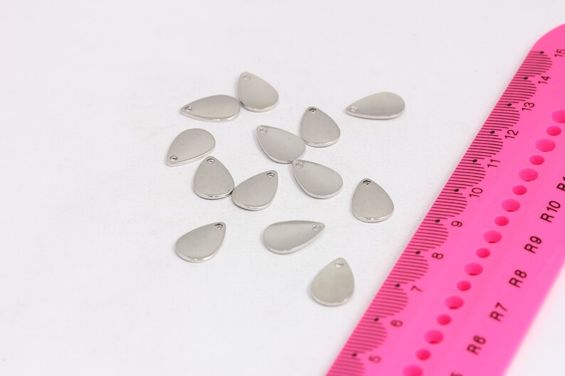 8x12mm Rhodium Plated Drop Charms, Pendant, Bracelet MTE156
