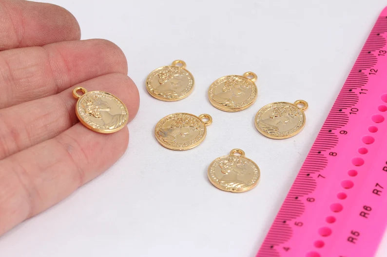 15x18mm 24k Shiny Gold, Elizabeth Coin Pendant, Gold Disc Necklace, MTE153