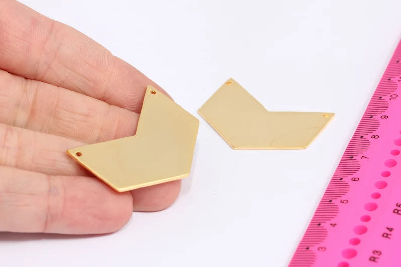 17x39mm 24k Matt Gold Chevron, Chevron Pendant, MTE60