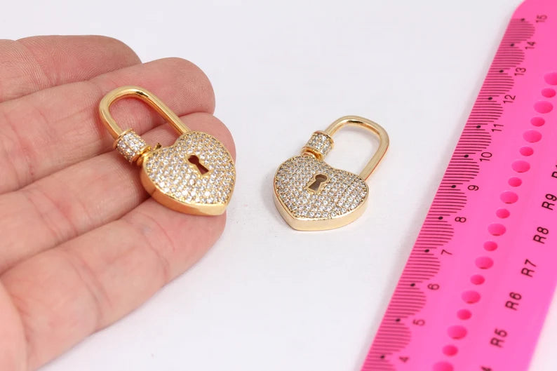 Shiny Gold Heart Clasp