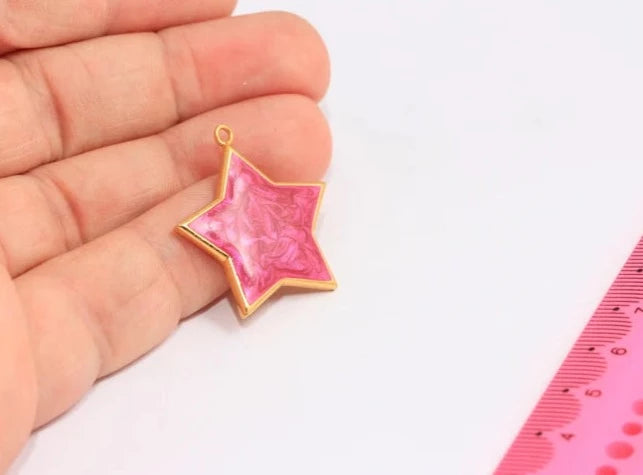 27x29mm 24 Ayar Parlak Altın Yıldız Kolye, Pembe Mineli Yıldız Takılar, Mineli Yıldız Madalyon, Pembe Yıldız Kolye, Altın Kaplama Bulgular, HRN60-1