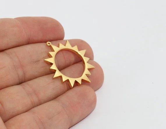 28x30mm 24k Shiny Gold Sun Charms, Sun Medallion, MTE1431