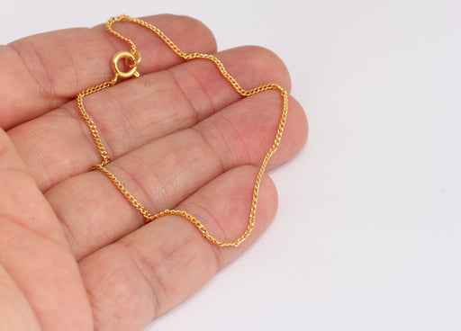 Shiny Gold Curb Bracelet
