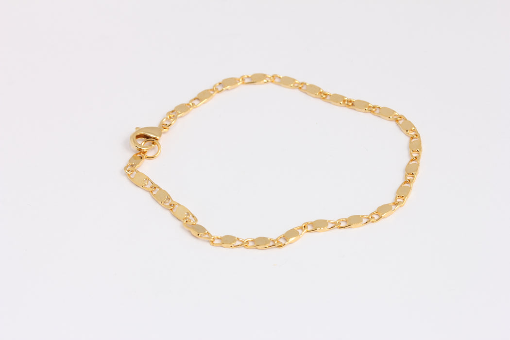 Shiny Gold Bar Bracelet