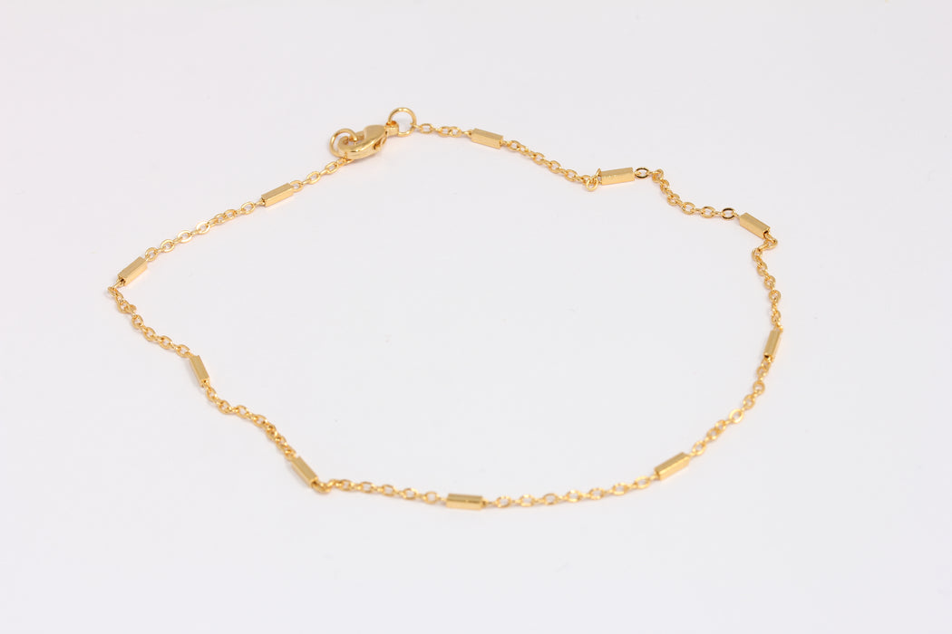 Shiny Gold Cable Bracelet