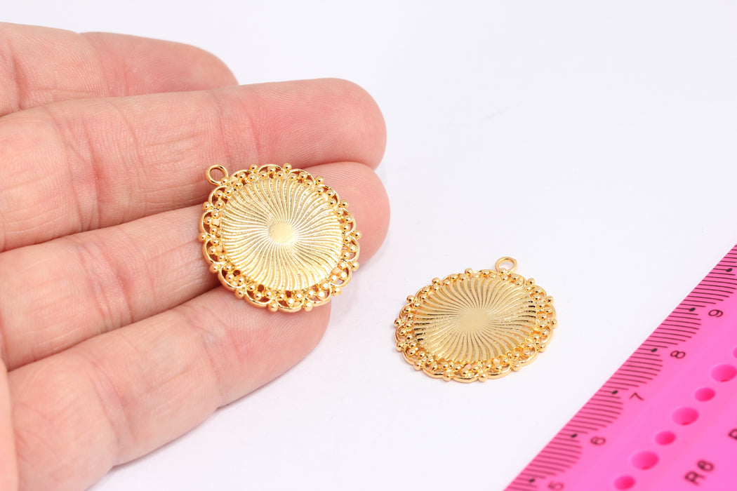 24x27mm 24k Shiny Gold Medallion, Vintage Round Pendant, XP514