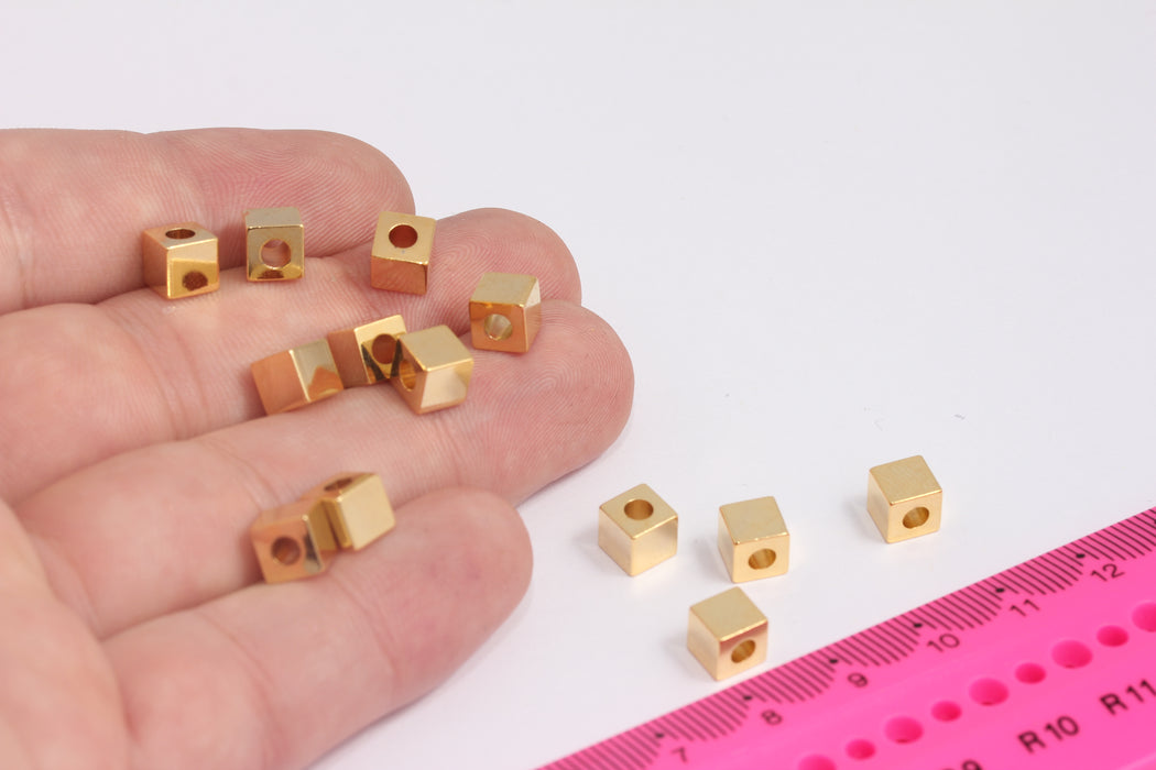 6 mm 24 Ayar Parlak Altın Kare Boncuklar, Ara Boncuklar, Küp Şeklinde Boncuklar, Geometrik Boncuklar, Kare Bilezik Boncuklar, Altın Kaplama Bulgular, MTE455