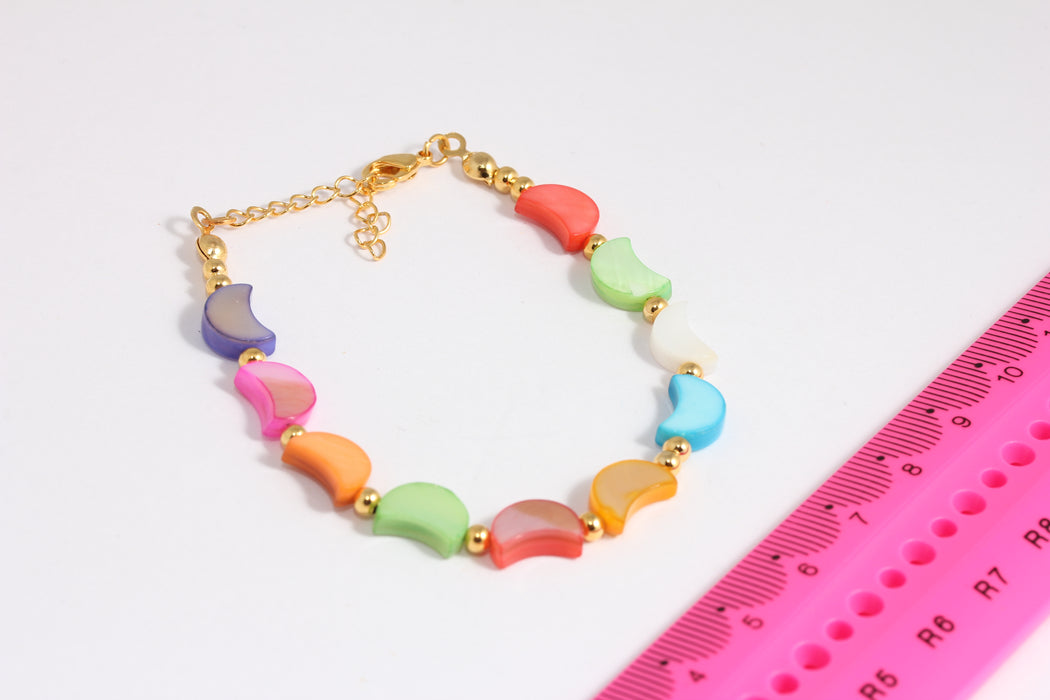 Shiny Gold Pearl Moon Bracelet