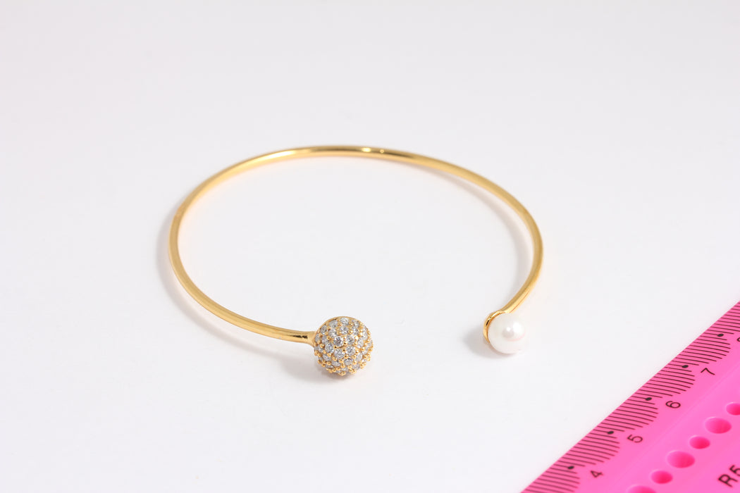 Shiny Gold Pearl Bracelet
