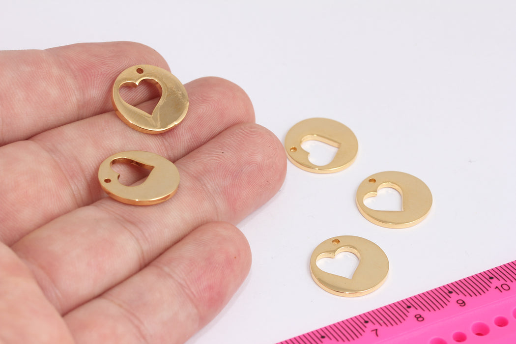 17mm 24k Shiny Gold Heart Disc, Round Pendant, Gold Heart Coin, Heart, Love Charms, Dainty Pendants, Coins, Heart Medallion, CR109-1