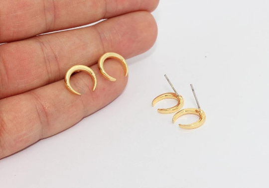 11x12mm 24k Shiny Gold Horn Earrings, Horn, Stud,Stud MTE1184