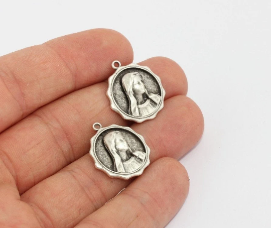 19x21mm Antik Gümüş Kaplama Meryem Ana Kolye, BR MTE1221