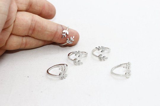 16-17mm Rhodium Plated Leaf Rings, Leaf Rings, Flower rings, CR156