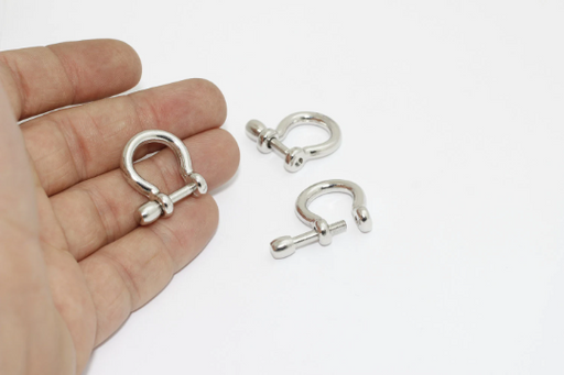 Silver Shackle Clasp