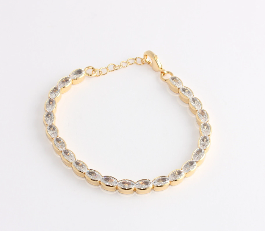 Shiny Gold Tennis Bracelet