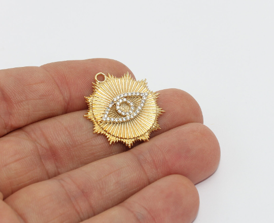 Shiny Gold Eye Zircon Pendant