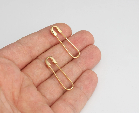 Shiny Gold Plated Safety Pin Charm