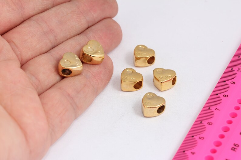 10x11mm 24k Shiny Gold Heart Heart Pendant, Mom Heart, Bracelet Charms, MTE189