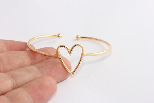 24k Shiny Gold Bracelet Cuff, Outline Heart Bracelet, Gold,          CHK132-2
