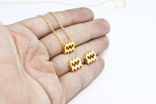 6x7mm 24 ayar Mat Altın Kova Burcu Tılsımı, Astroloji Kolyesi