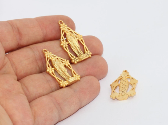 18x31mm 24 ayar Mat Altın Meryem Ana Kolye, Takı MTE1191