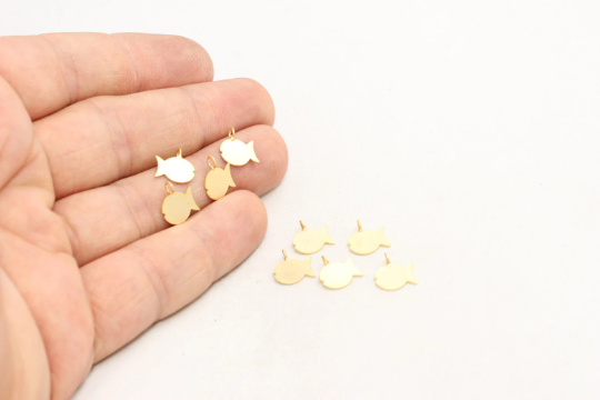Ciondolo a forma di pesce in oro opaco 24k 9x10 mm, gioielli a forma di pesce, collana a forma di pesce, ciondoli a forma di pesce, ciondoli delicati, graziosi ciondoli, accessori placcati in oro, BRT243