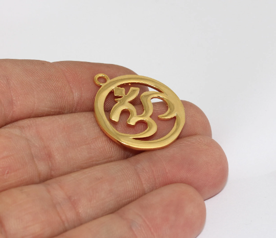 24x27mm 24 ayar Parlak Altın Om Charms, Yoga Takıları, Altın MLS223