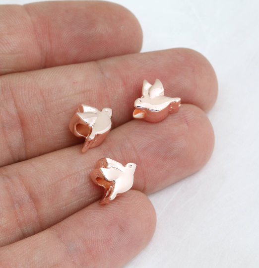 Ciondoli a forma di fringuello in oro rosa 9x15 mm, perline a forma di fringuello, misura interna 4 mm, bracciale a forma di uccello, ciondoli a forma di uccello, perline per bracciale, componenti placcati in oro rosa, ROSE570