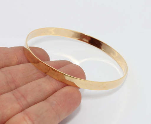 Shiny Gold Bracelet
