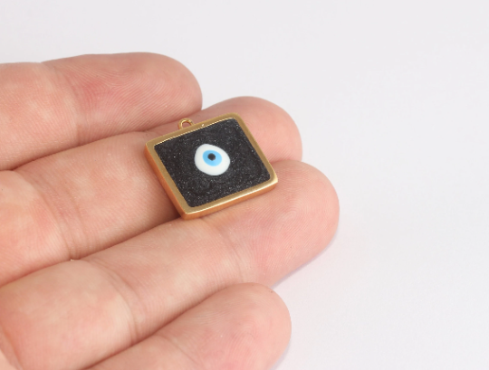 Medaglione in oro lucido 24k 18x20 mm, smalto nero Evil, MLS319