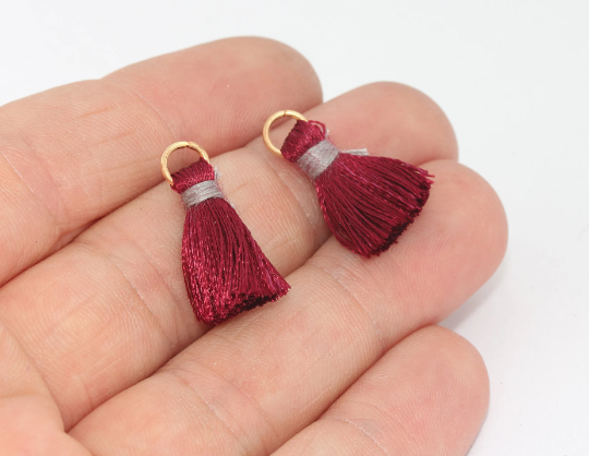 Claret Red tassels, Mini Tassels, 2,5cm , Short Thread Cotton, XSL4