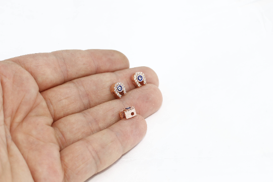 Occhio diabolico in oro rosa 7x8 mm, ferro di cavallo micro pavé, occhio diabolico ZRCN648