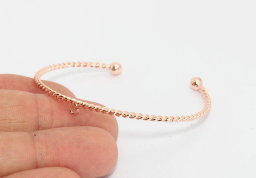 Rose Gold Wire Bracelet